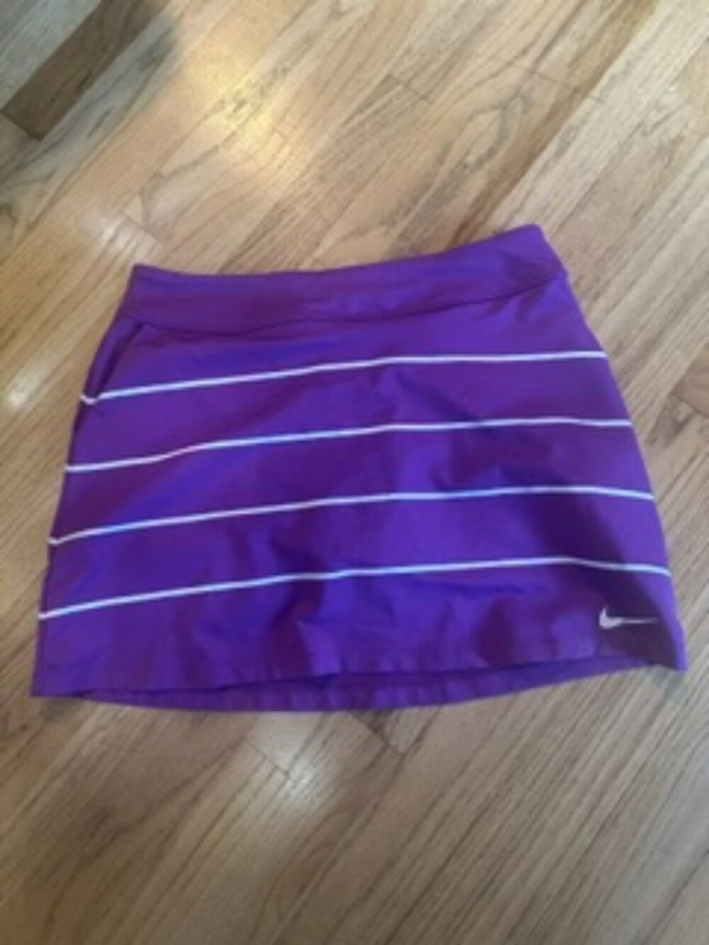 Nike Golf Dry Fit Striped Skort Women's Size Medium Built in Shorts
